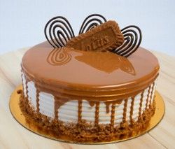 Eggless Lotus Cake
