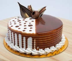 Choco Vanilla Cake