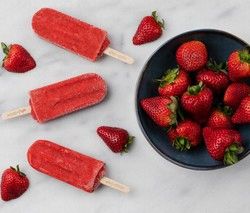 Super Strawberry Popsicle - vegan