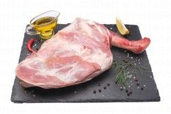 Fresh Whole Lamb Shoulder Local (1 Piece)
