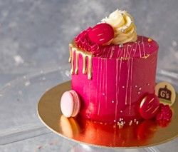 Mini Push Pop Eid Cake (Serves up to 2 People)